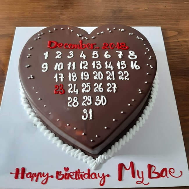 Mẫu bánh sinh nhật trái tim socola 
