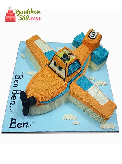 Bánh sinh nhật máy bay - Ước mơ của bé