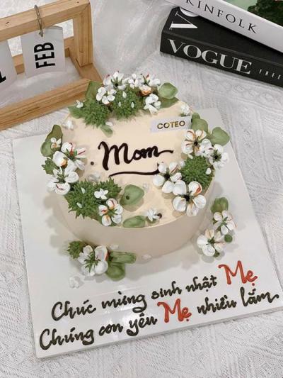 Bánh sinh nhật tặng mẹ yêu thương - Món quà đặc biệt dành cho mẹ yêu
