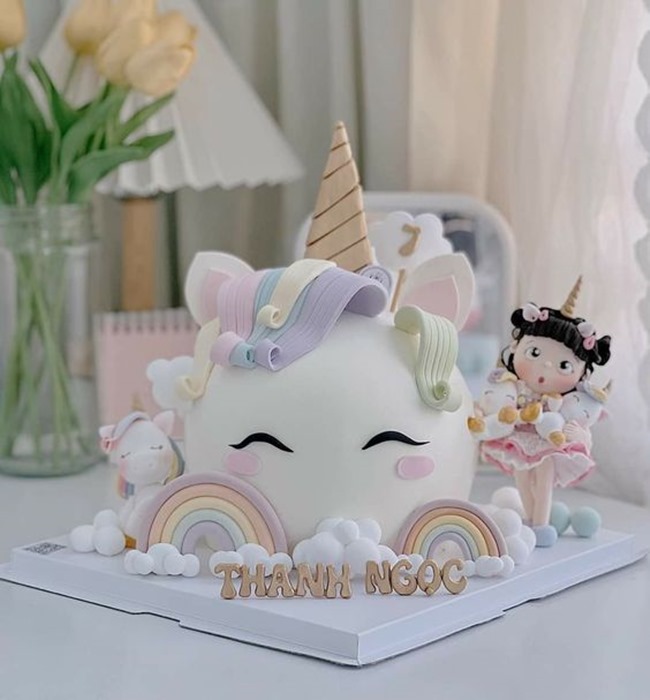 Bánh sinh nhật Unicorn 3D