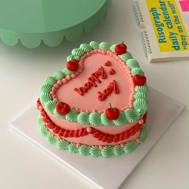 Bánh sinh nhật tạo hình trái tim 3d và vẽ lịch tháng 2 độc đáo tặng chồng |  Bánh Kem Ngộ Nghĩnh