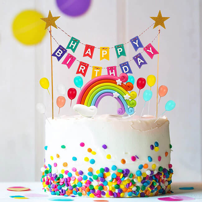Hãy để bữa tiệc sinh nhật của các bé đa dạng màu sắc nhờ chiếc bánh kem cầu vồng