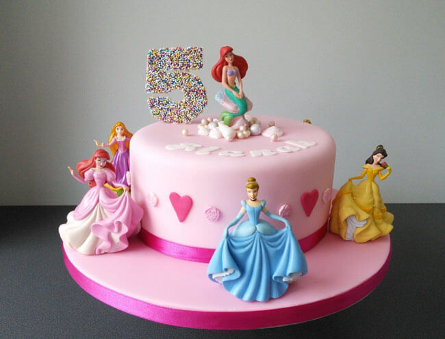 Bánh sinh nhật công chúa điệu đà