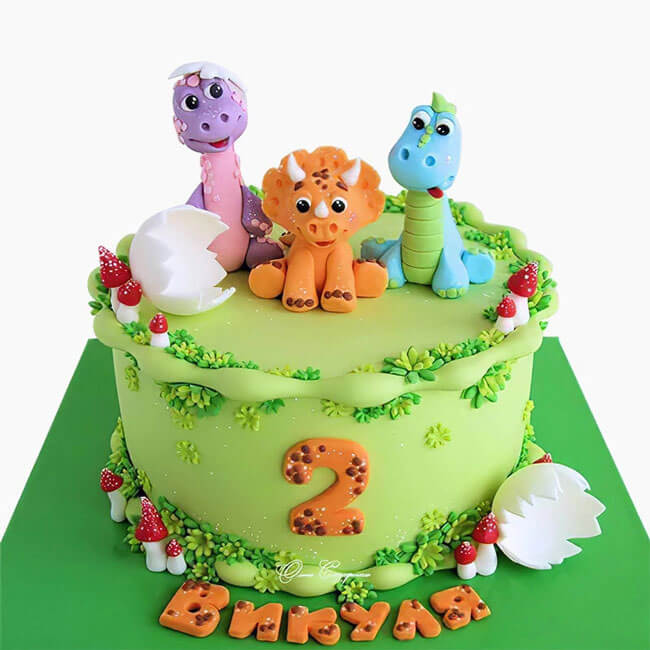 Bánh gato khủng long sinh nhật 2 tuổi cho bé