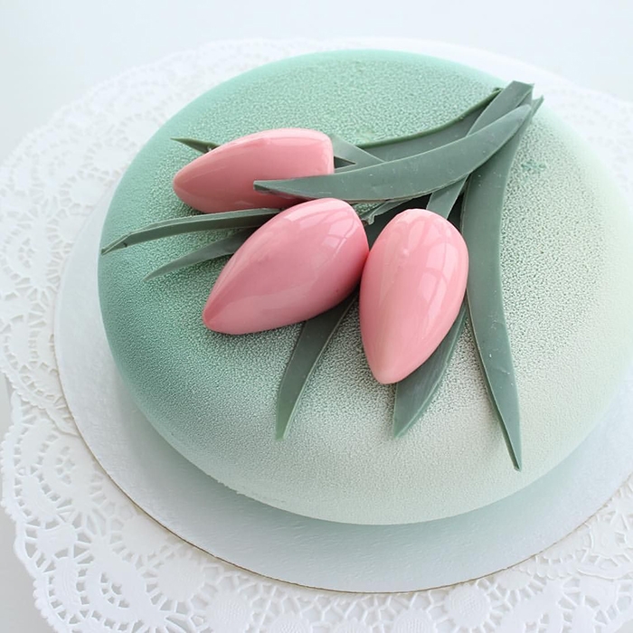 Bánh sinh nhật tạo hình hoa tulip 3D