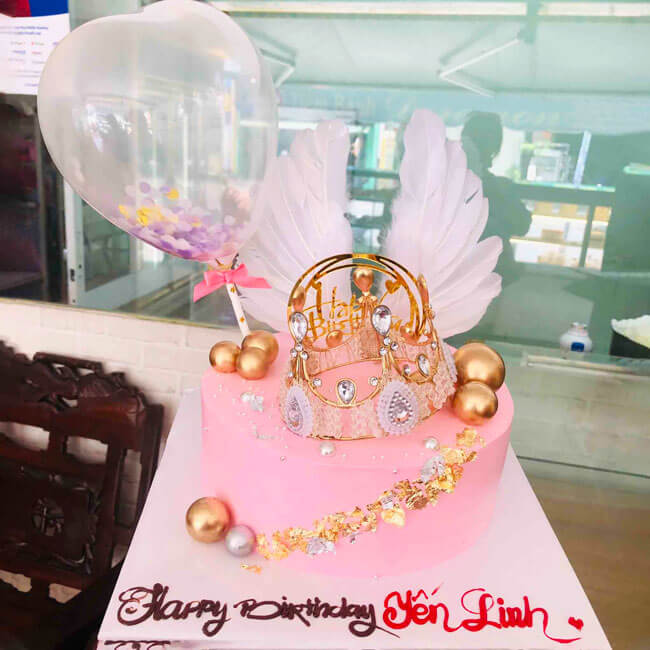 Bánh sinh nhật sang chảnh dàng tặng công chúa - bé gái xinh xắn