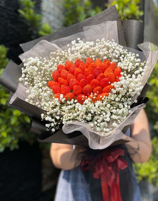 Bó hoa dâu tây - Ngọt ngào